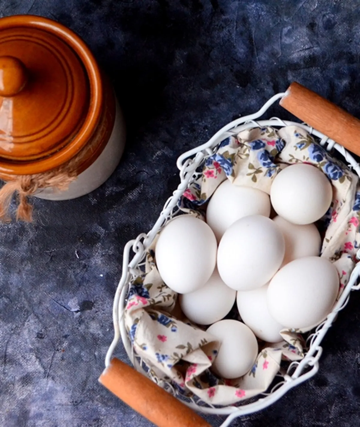 Egg basket
